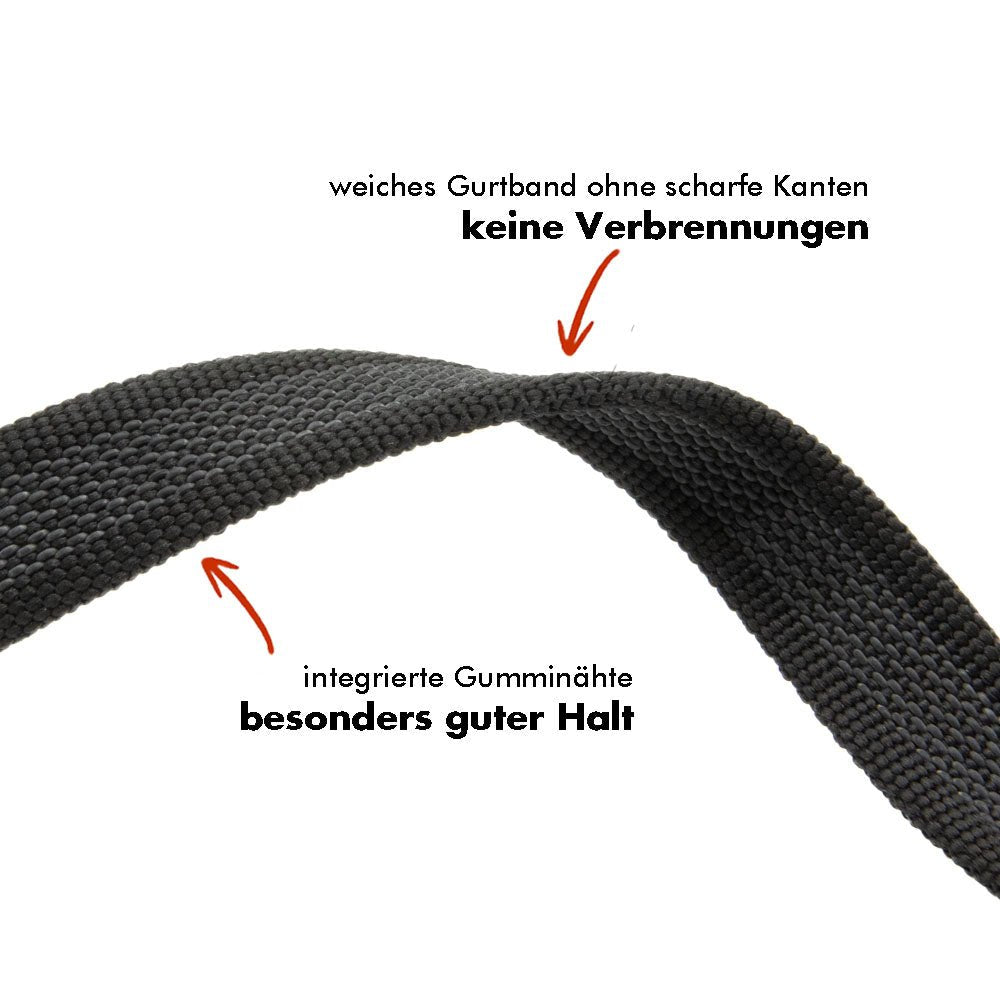 Schwarze Schleppleine mit gummierten Nähten für sicheren Halt und Komfort.