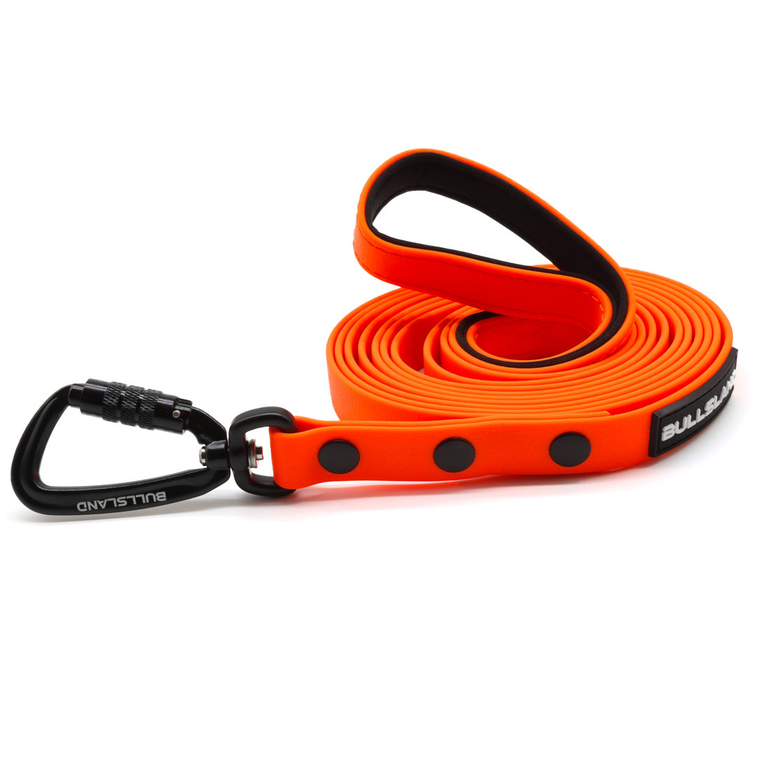 PVC Tracking Leash for Dogs – Waterproof & Easy-Care, with Twist-Lock Safety Carabiner & Neoprene Handle – Orange